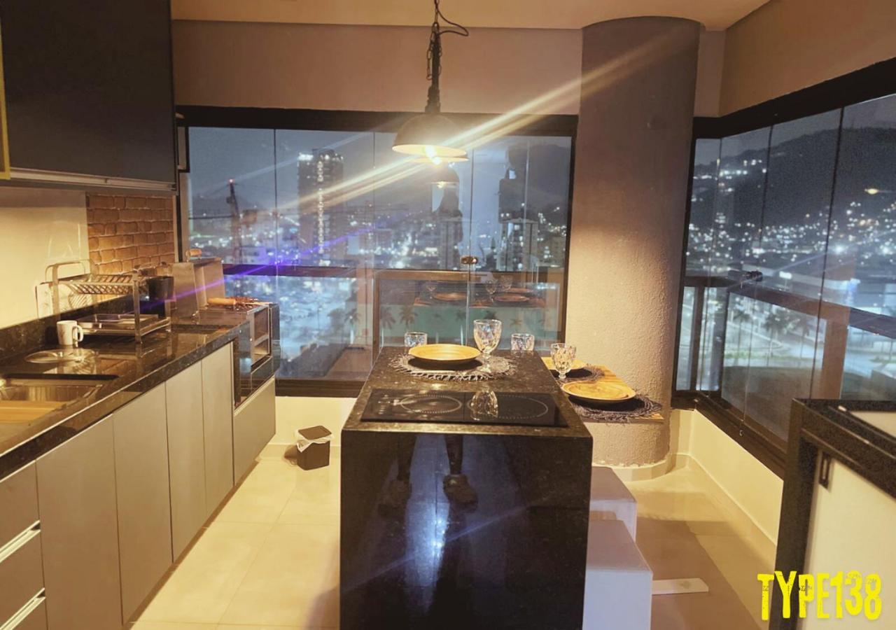 公寓 Apto Incrivel - Piscina No Rooftop - Vista Mar - 600m Enseada